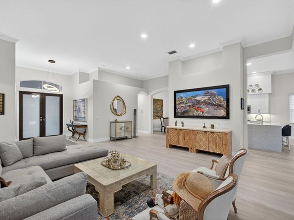 199 Sedona Way, Palm Beach Gardens FL 33418