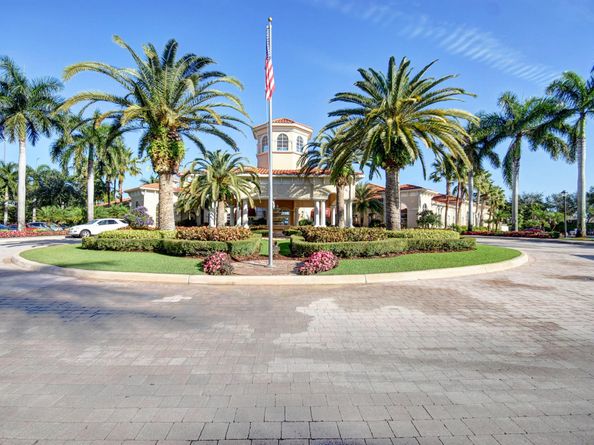 9269 Vercelli Street, Lake Worth FL 33467