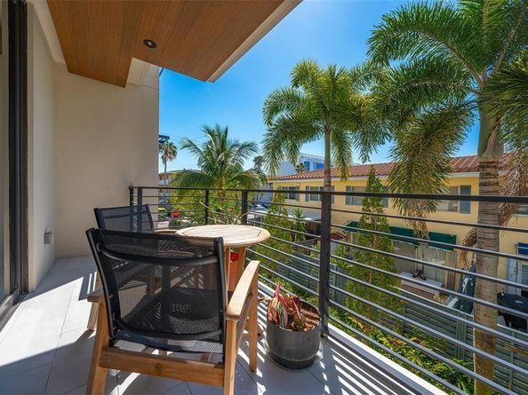 1507 SE 15th Street 202, Fort Lauderdale FL 33316