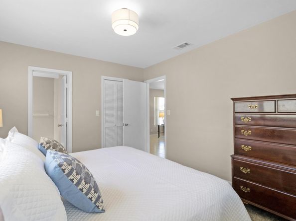 5370 NE 17th Avenue, Fort Lauderdale FL 33334