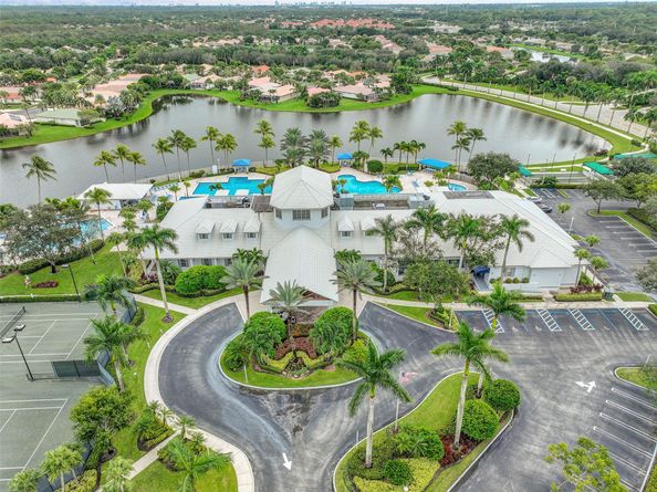 9815 Galleon Dr, West Palm Beach FL 33411