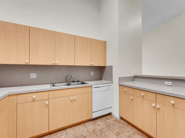 9815 Galleon Dr, West Palm Beach FL 33411