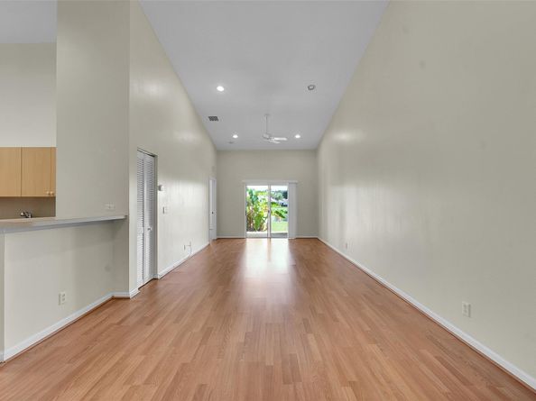 9815 Galleon Dr, West Palm Beach FL 33411