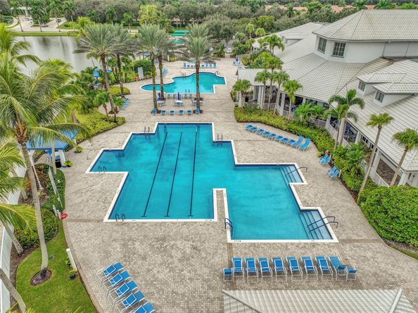 9815 Galleon Dr, West Palm Beach FL 33411