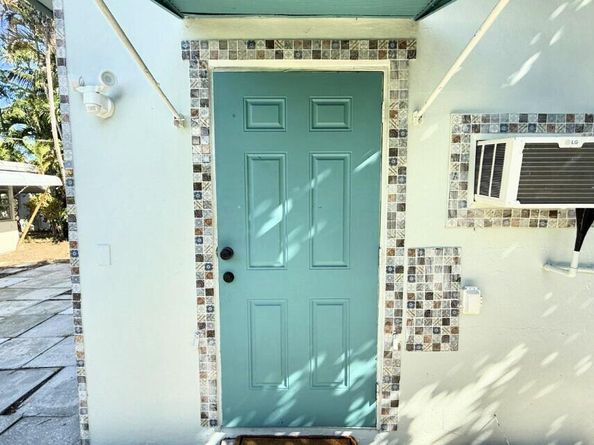 802 Lytle Street, West Palm Beach FL 33405