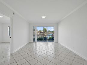 2201 SE 9th St 106, Pompano Beach FL 33062