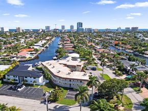 2201 SE 9th St 106, Pompano Beach FL 33062