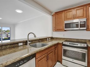 2201 SE 9th St 106, Pompano Beach FL 33062