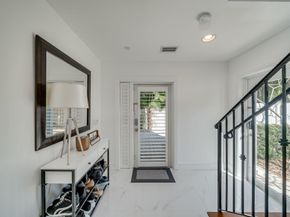 1112 NE 17th Way 1112, Fort Lauderdale FL 33304