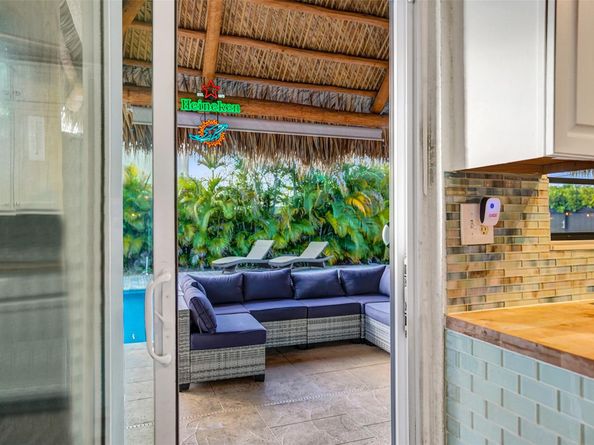 4221 NE 13th Ave, Oakland Park FL 33334