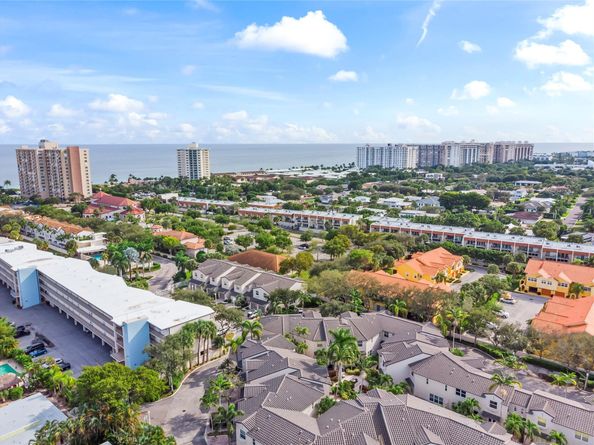 1900 Oceanwalk Ln 136, Lauderdale By The Sea FL 33062