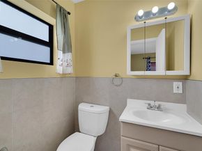 2870 NW 22 Street, Fort Lauderdale FL 33311