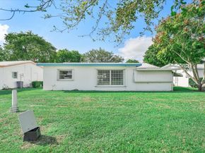 1540 NW 85th Avenue, Plantation FL 33322