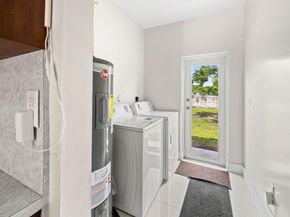 141 NW 12th St, Pompano Beach FL 33060