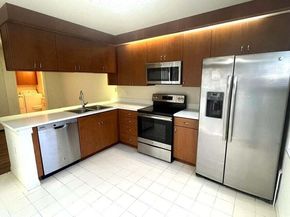 7 Amherst Court Apt A, Royal Palm Beach FL 33411