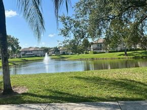 7 Amherst Court Apt A, Royal Palm Beach FL 33411