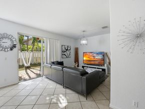 4162 Winnipeg Way, West Palm Beach FL 33409