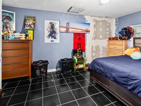 820 NW 38th Ave, Lauderhill FL 33311