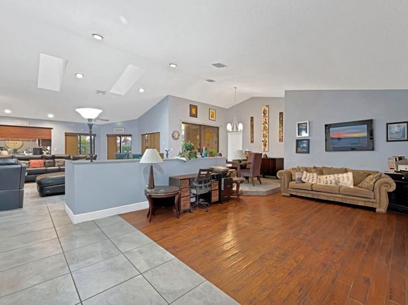 8622 NW 49th Drive, Coral Springs FL 33067