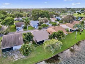 32 Buxton Lane, Boynton Beach FL 33426