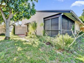 32 Buxton Lane, Boynton Beach FL 33426