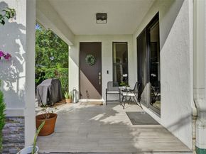 233 NE 11th St 233, Fort Lauderdale FL 33304