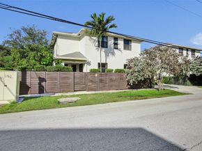 233 NE 11th St 233, Fort Lauderdale FL 33304