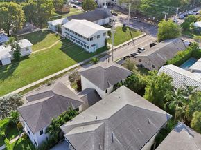 233 NE 11th St 233, Fort Lauderdale FL 33304