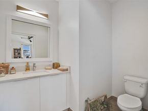 233 NE 11th St 233, Fort Lauderdale FL 33304