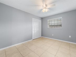 10510 NW 24 St, Sunrise FL r