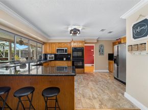 10510 NW 24 St, Sunrise FL r