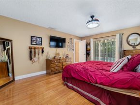 10510 NW 24 St, Sunrise FL r