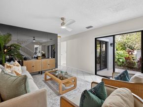 357 Prestwick Circle 2, Palm Beach Gardens FL 33418