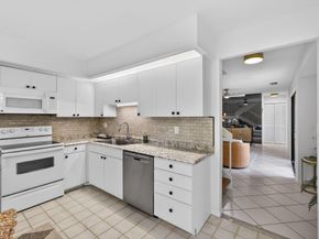 357 Prestwick Circle 2, Palm Beach Gardens FL 33418