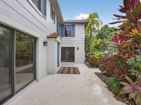 357 Prestwick Circle 2, Palm Beach Gardens FL 33418