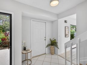 357 Prestwick Circle 2, Palm Beach Gardens FL 33418
