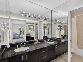 357 Prestwick Circle 2, Palm Beach Gardens FL 33418