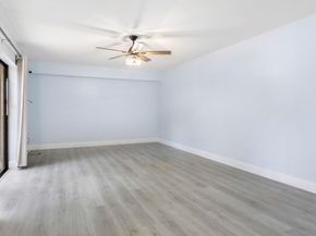 234 Charter Way, West Palm Beach FL 33407