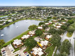 234 Charter Way, West Palm Beach FL 33407