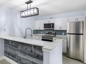 234 Charter Way, West Palm Beach FL 33407