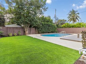 500 NE 61st Ct, Fort Lauderdale FL 33334