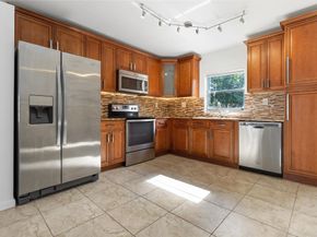 500 NE 61st Ct, Fort Lauderdale FL 33334