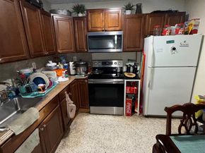 1028 NW 24th St, Miami FL 33127