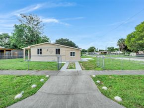 891 NW 34th Ter, Lauderhill FL 33311