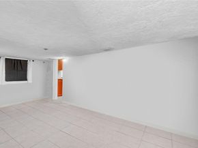 891 NW 34th Ter, Lauderhill FL 33311