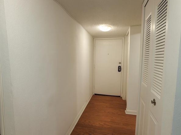 4174 Inverrary Drive 102, Lauderhill FL 33319
