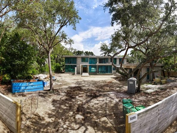 5095 SW 82nd Street, Miami FL 33143