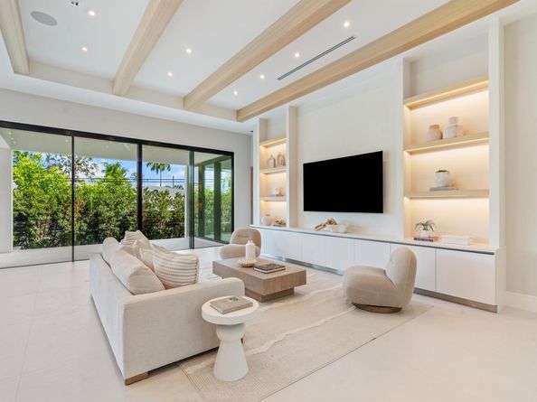 2749 NE 34th Street, Fort Lauderdale FL 33306