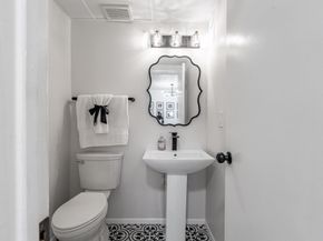 7100 NW 17th Street 220, Plantation FL 33313