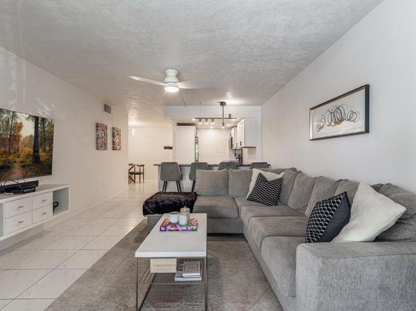 7100 NW 17th Street 220, Plantation FL 33313